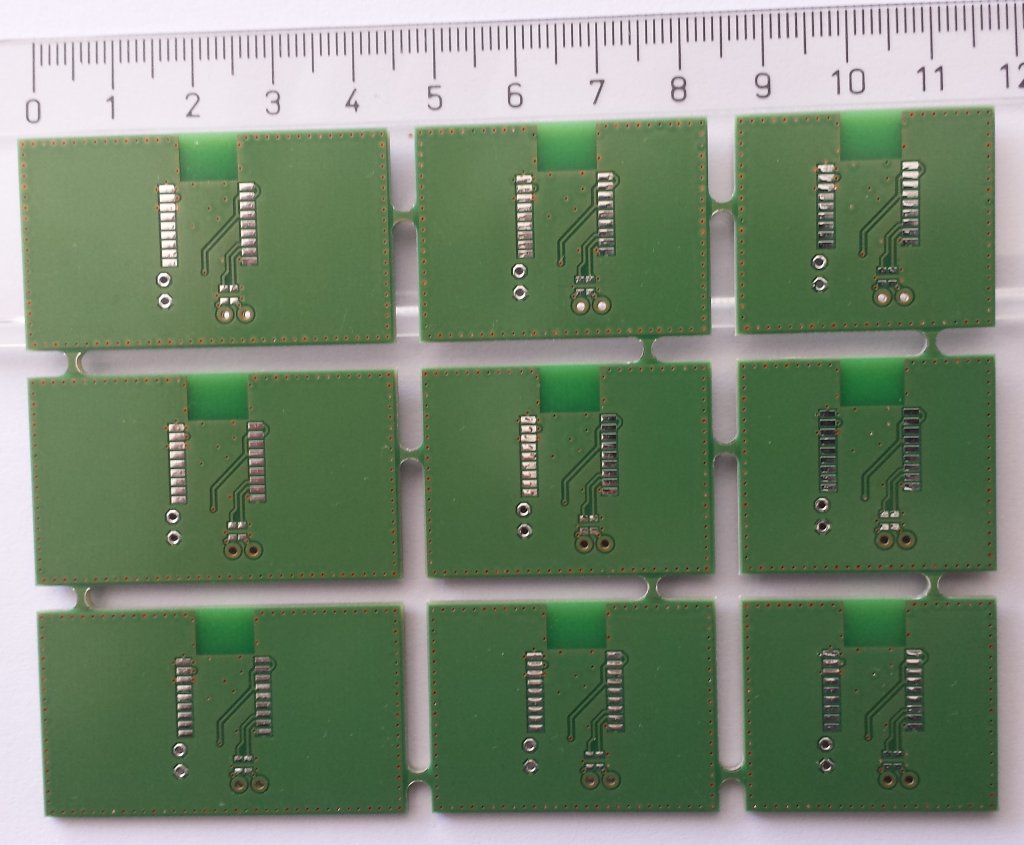 GPS chip loop antenna - test PCB - backside